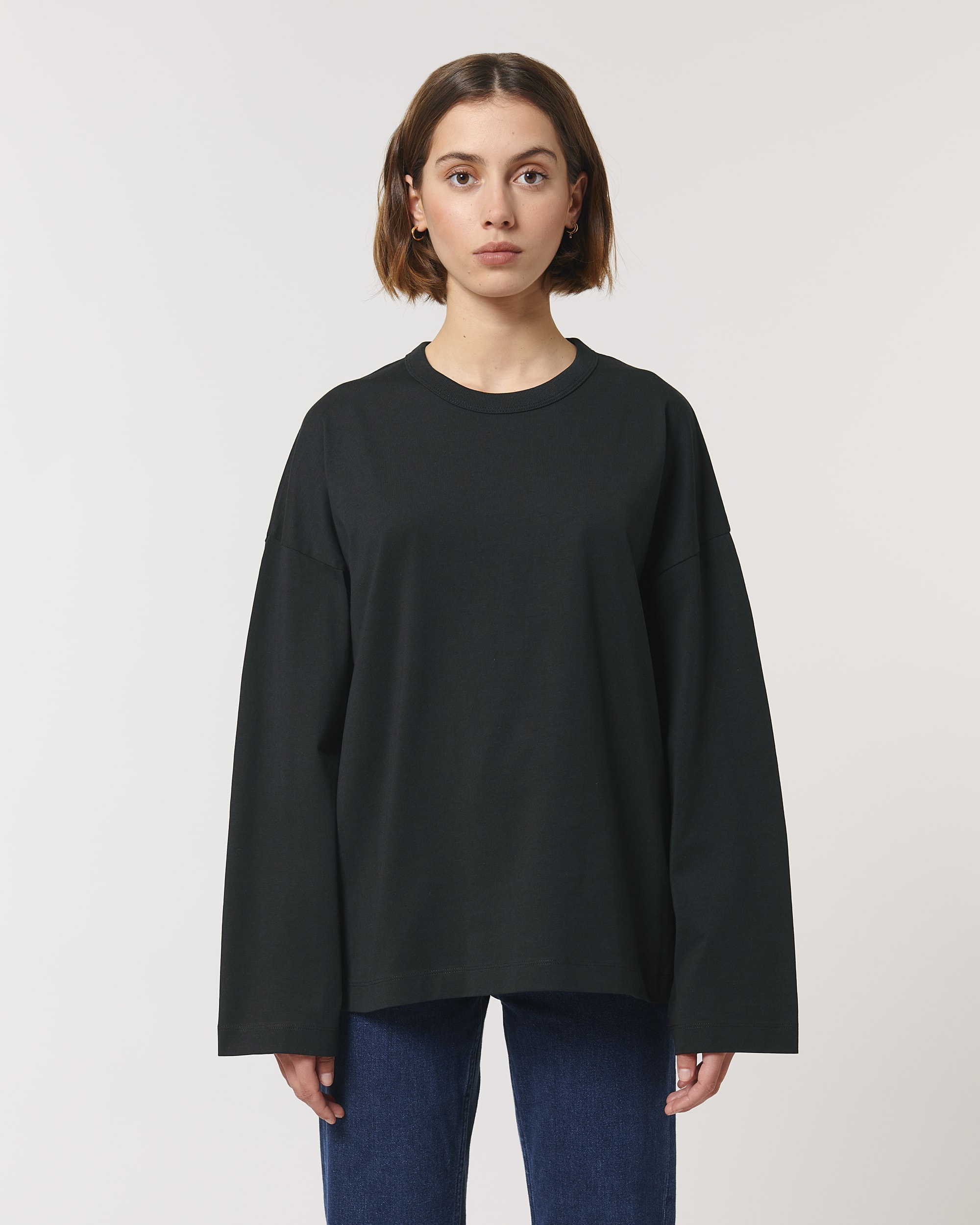 Black SFM6_STTU790_C002.jpg
