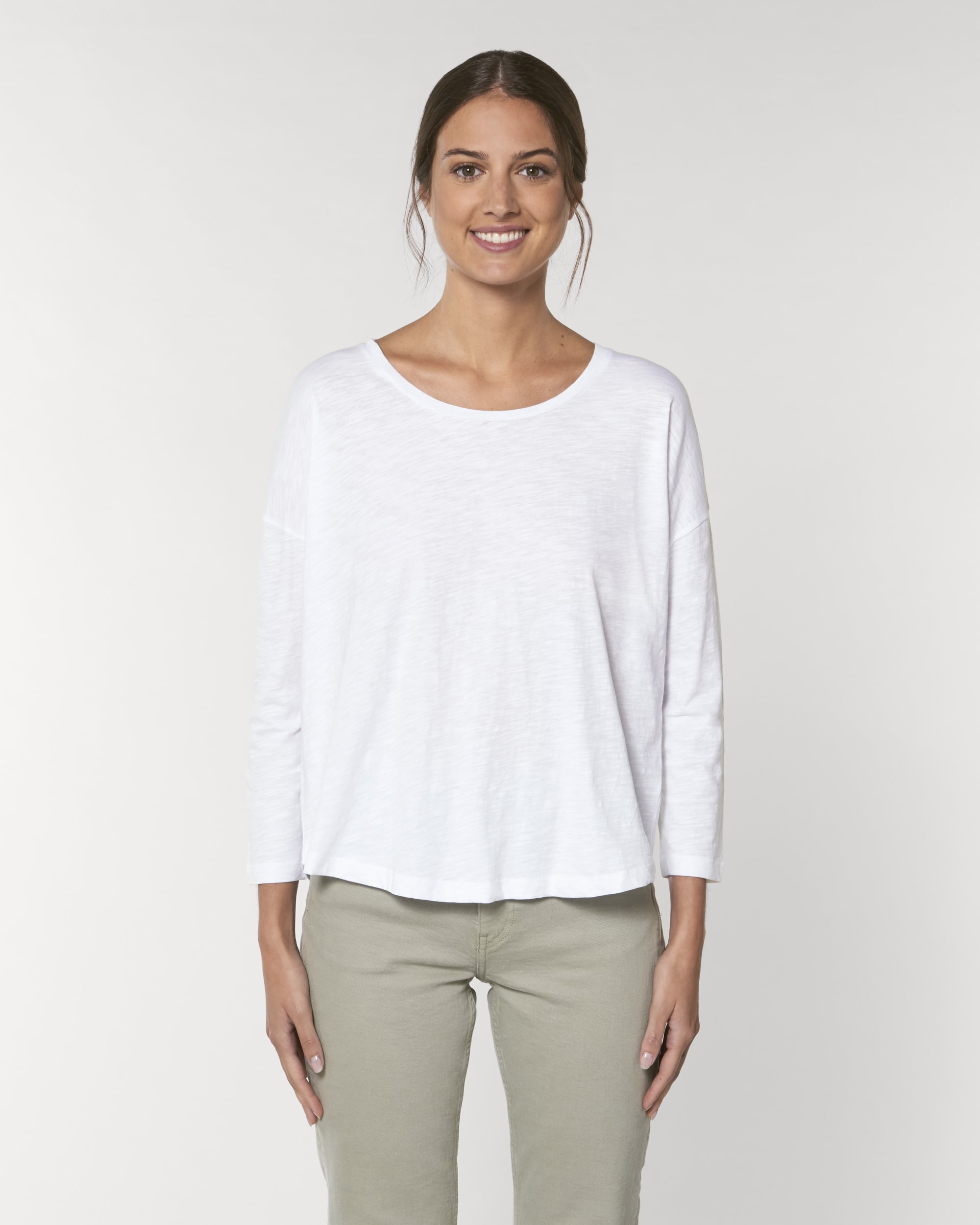 White SFM6_STTW114_C001.jpg