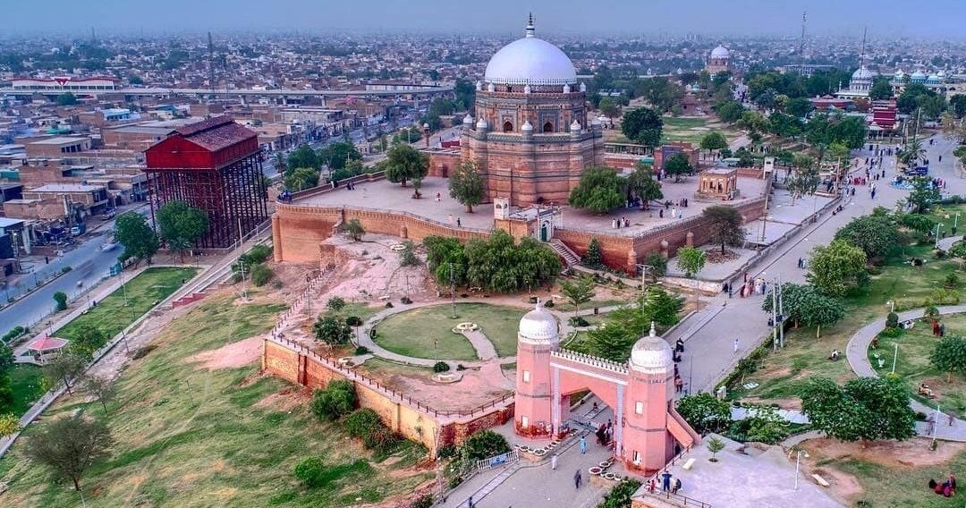 Fort Kohna Qasim Garden - A Historical Oasis in Multan