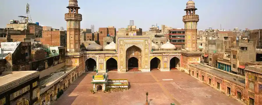 Wazir Khan Mosque - A Must Visit Historical Site of Lahore