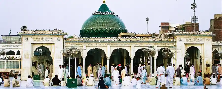 Data Darbar - Lahore Pakistan