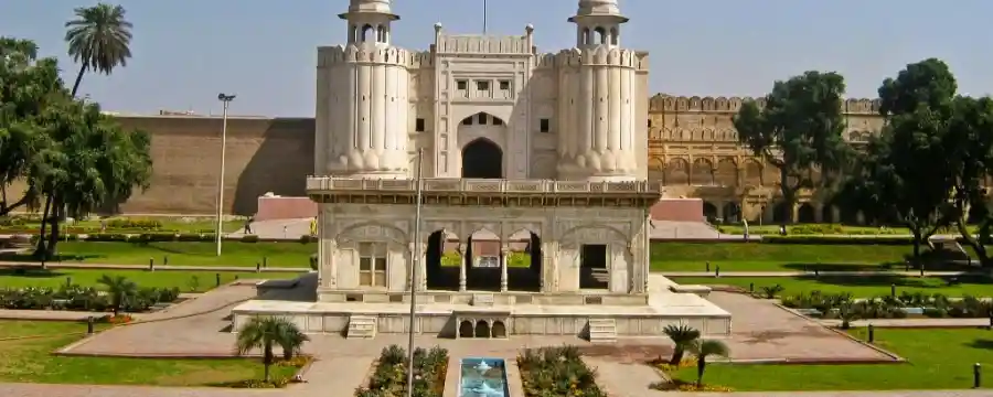 Lahore Fort (Shahi Qila) - History and More