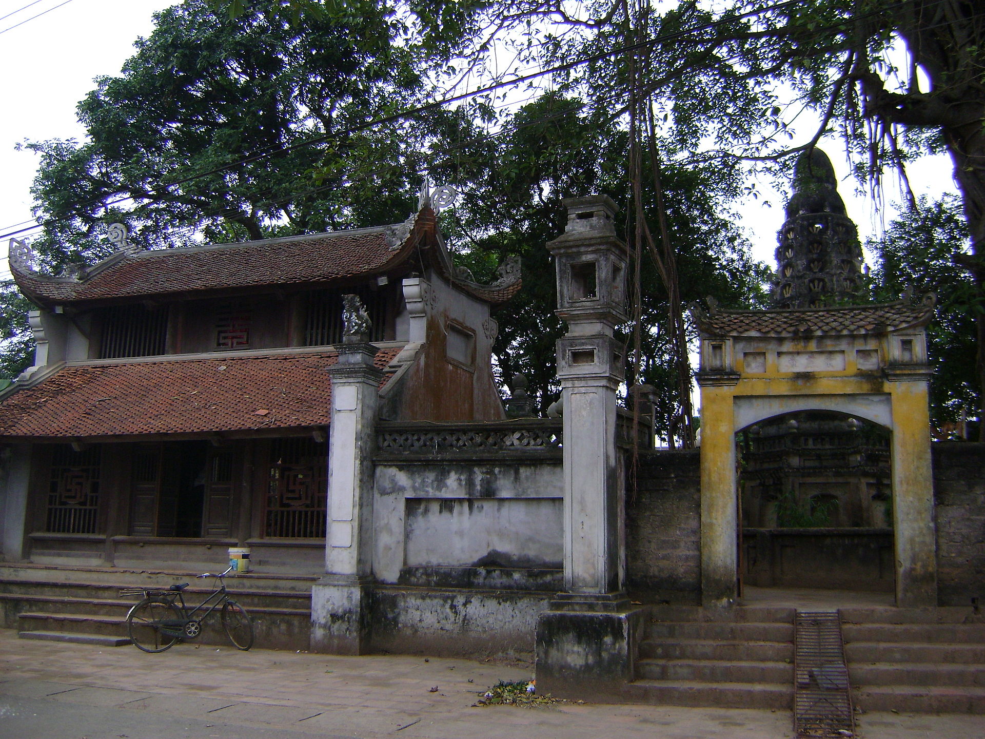 Duong lam ancient village hanoi
