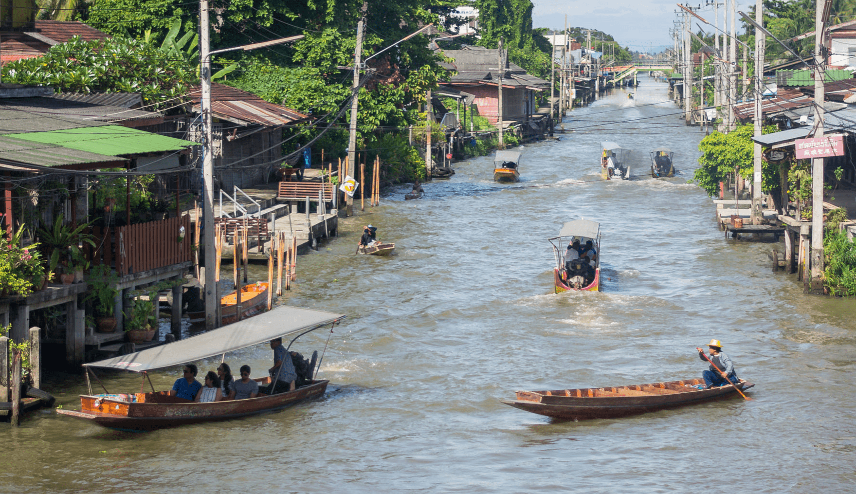 floating market in Damnoen Saduak