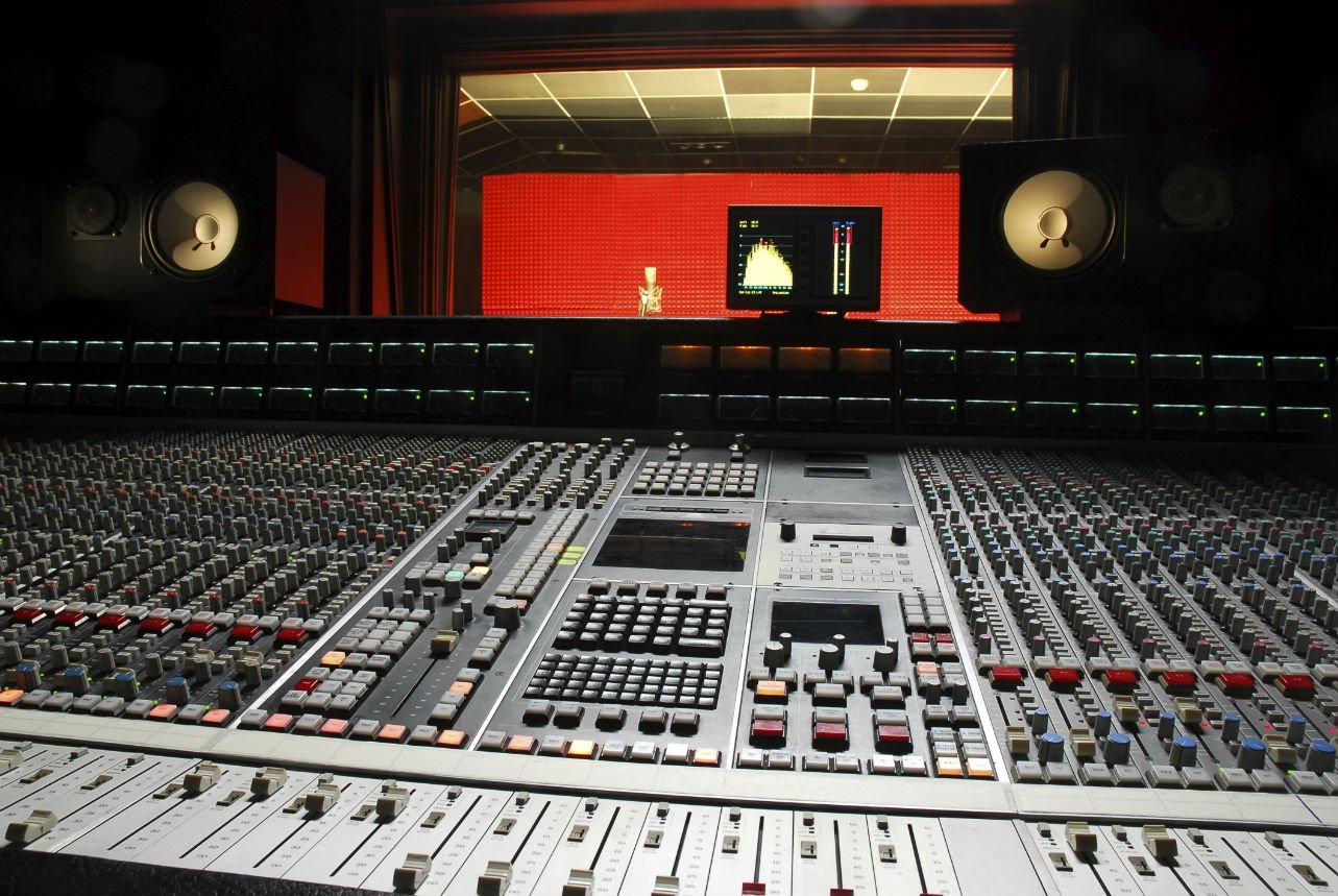 professional recording studio builders