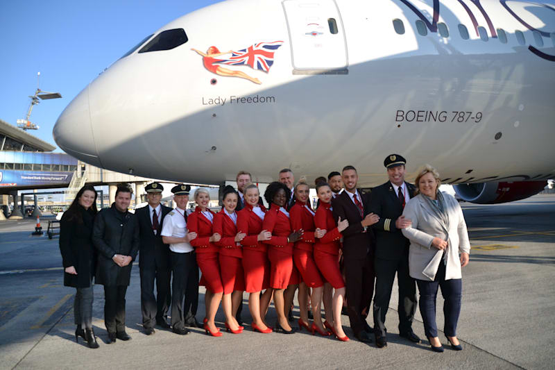 Virgin Atlantic crew and staff standing in front of the airline's Boeing 787-9, Freedom Lady