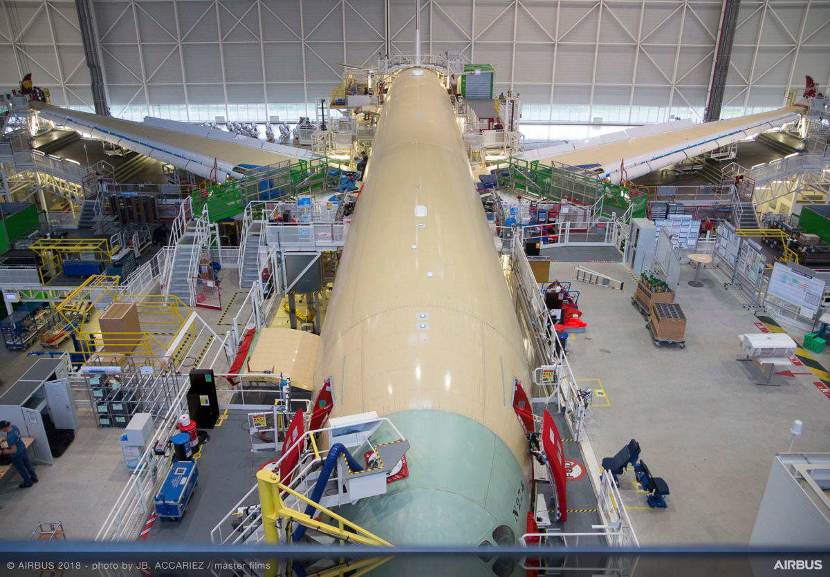The A350 wings are united with the body of the aircraft in Toulouse The A350 wings are united with the body of the aircraft in Toulouse