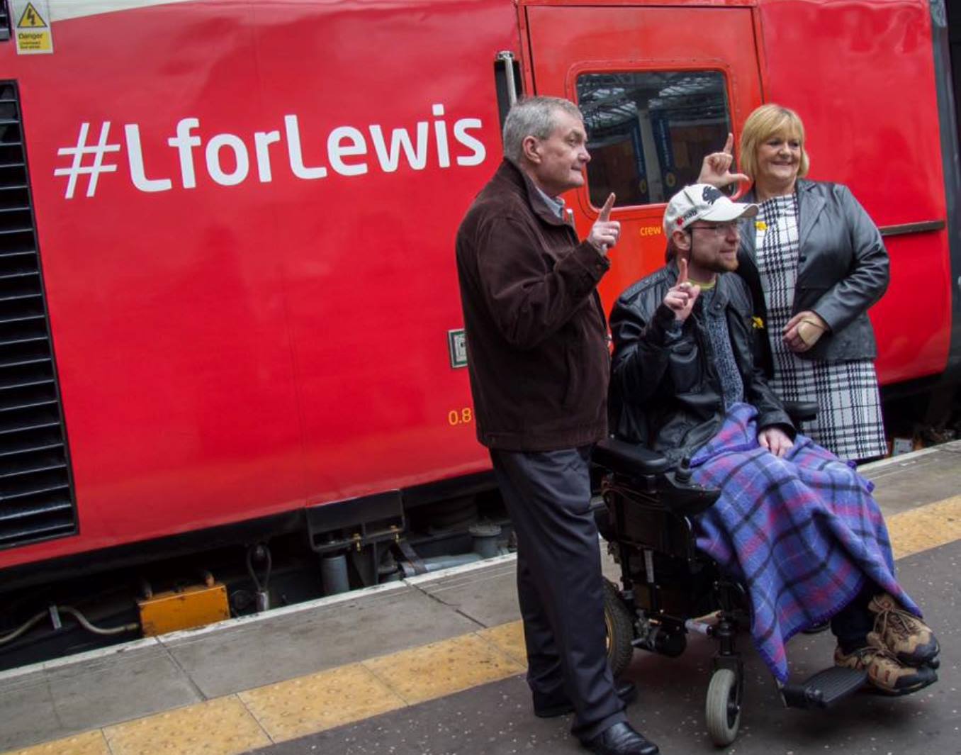 #lforlewis #lforlewis