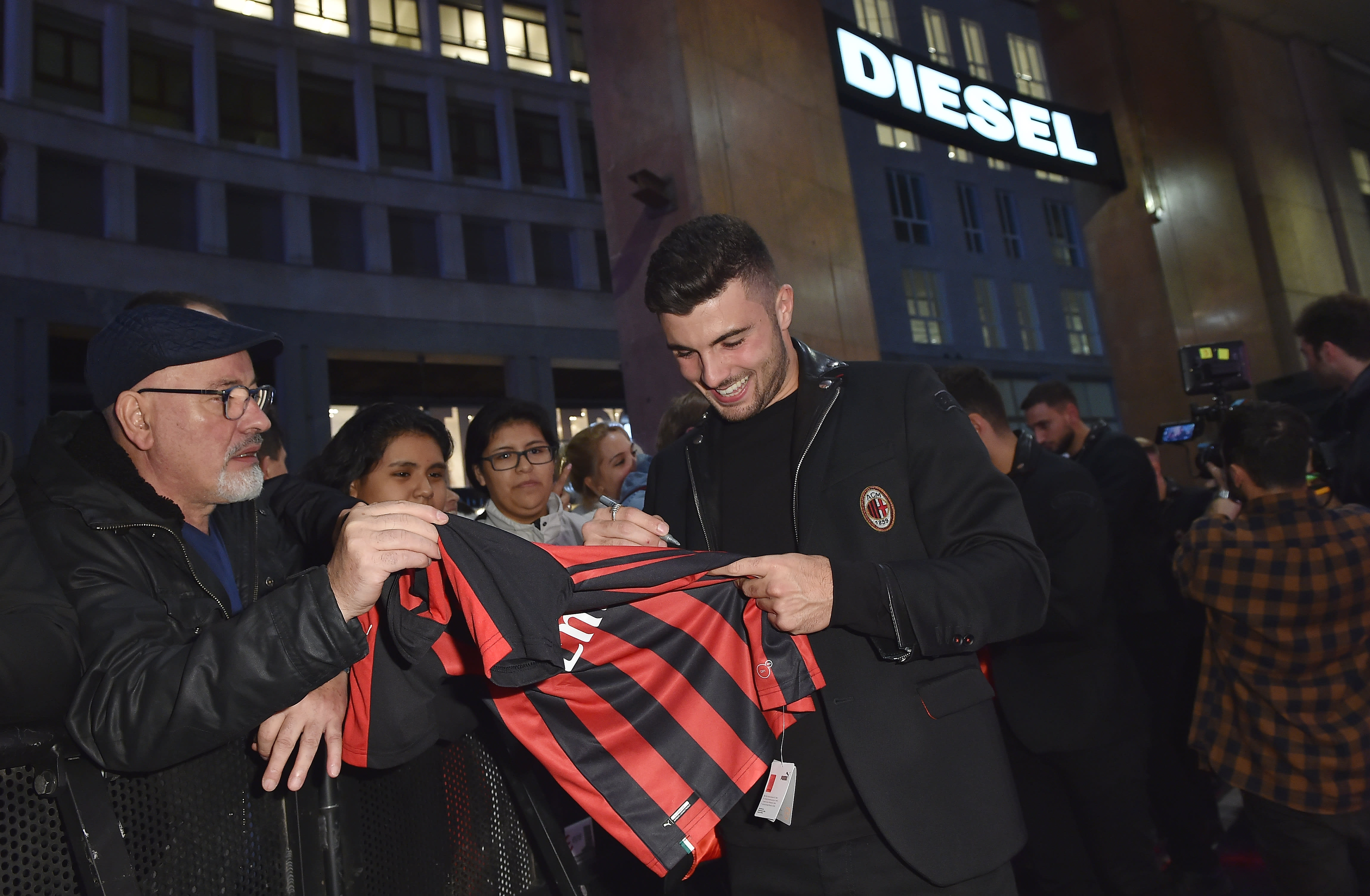 Football shirts Football shirts