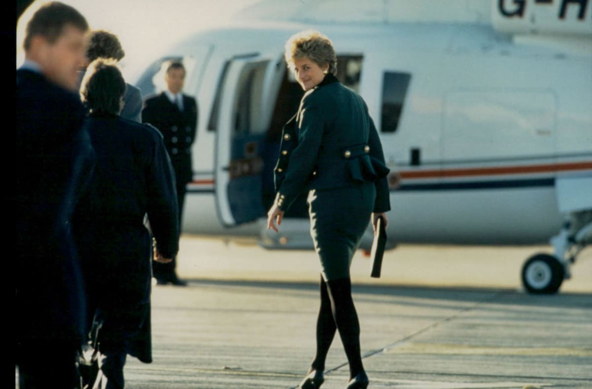 Princess Diana boarding a plane Princess Diana boarding a plane