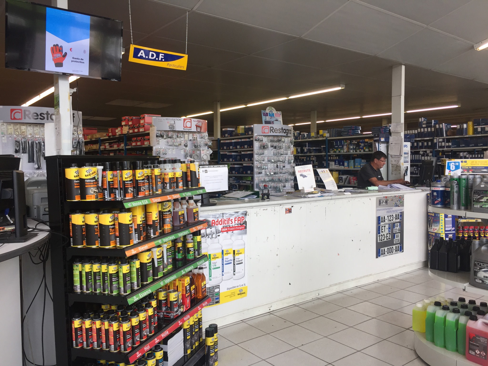 Foto 11 di GROUPAUTO Quimperlé – ADF
