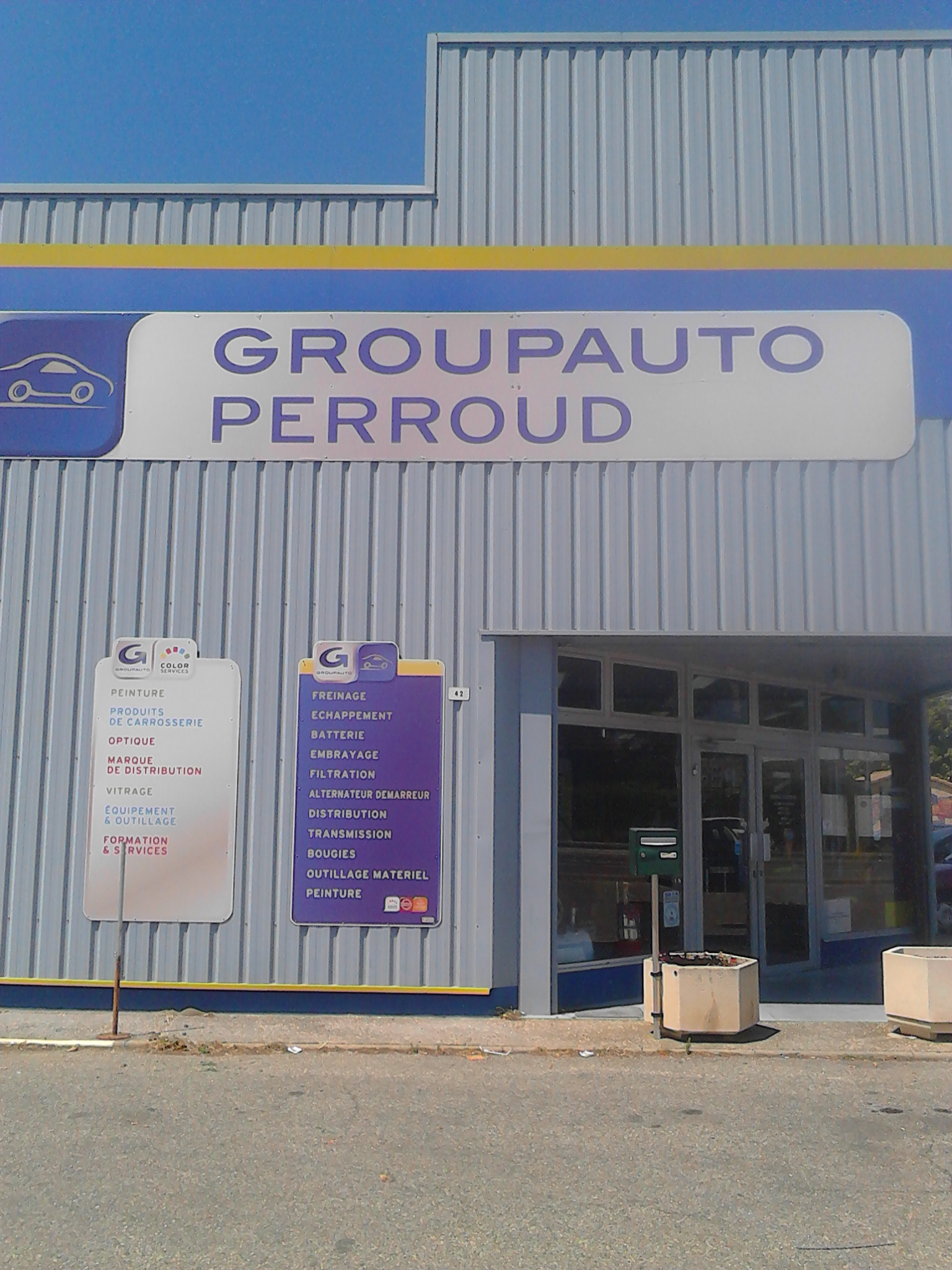 Foto 4 di PERROUD-MAIMONE groupauto