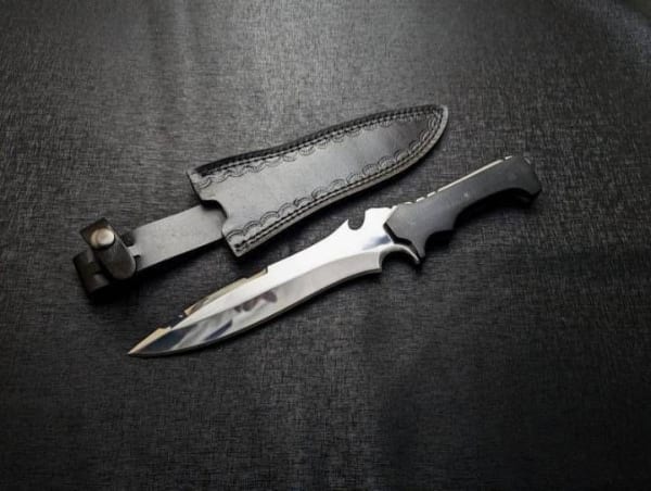 Razor-Sharp Combat knife vol 4