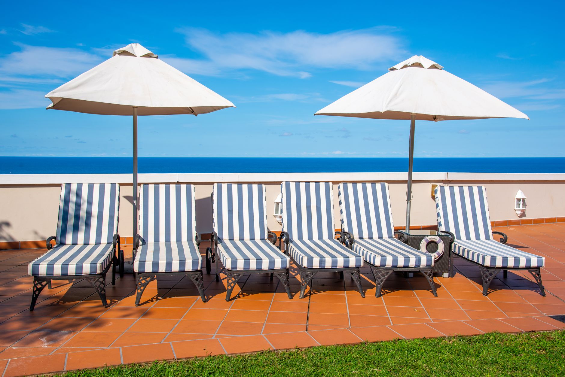 Can You Replace the Fabric on a Patio Umbrella?