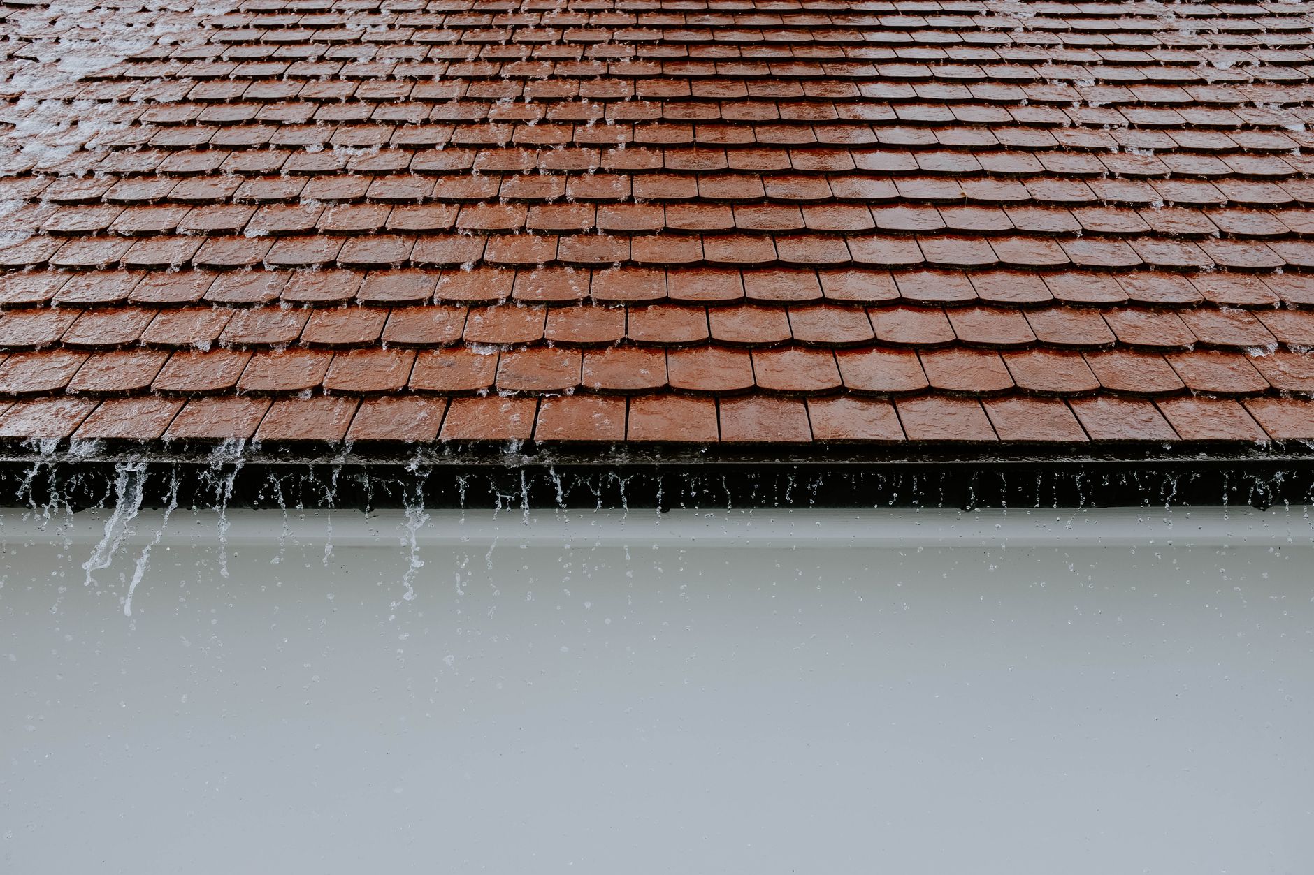 Top 3 Reasons to Regularly Clean Your Gutters