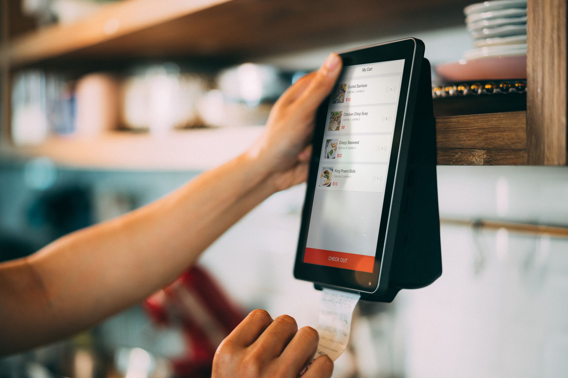 A Guide to Using a Mobile POS System For Restaurants