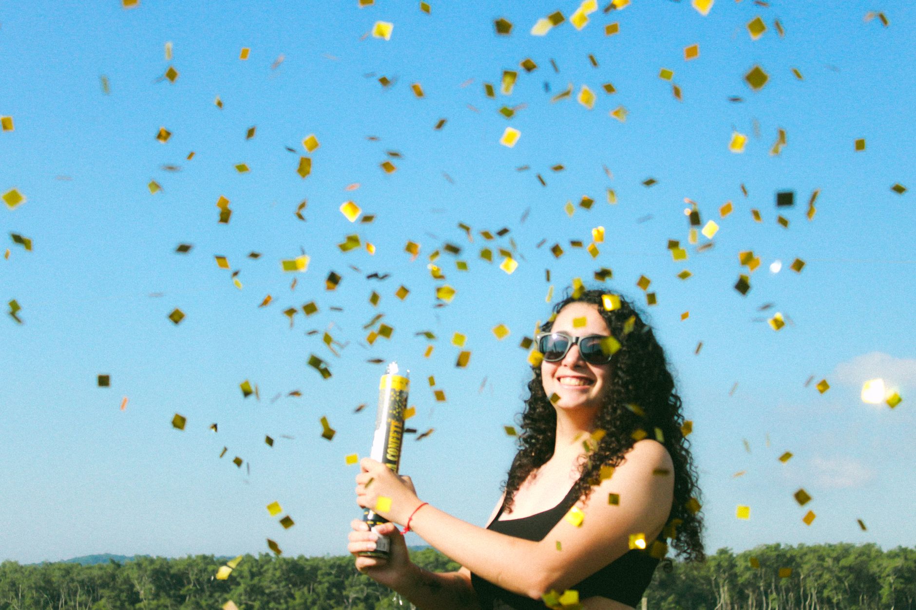 5 Creative Ways to Use Confetti Cannons at Gender Reveals
