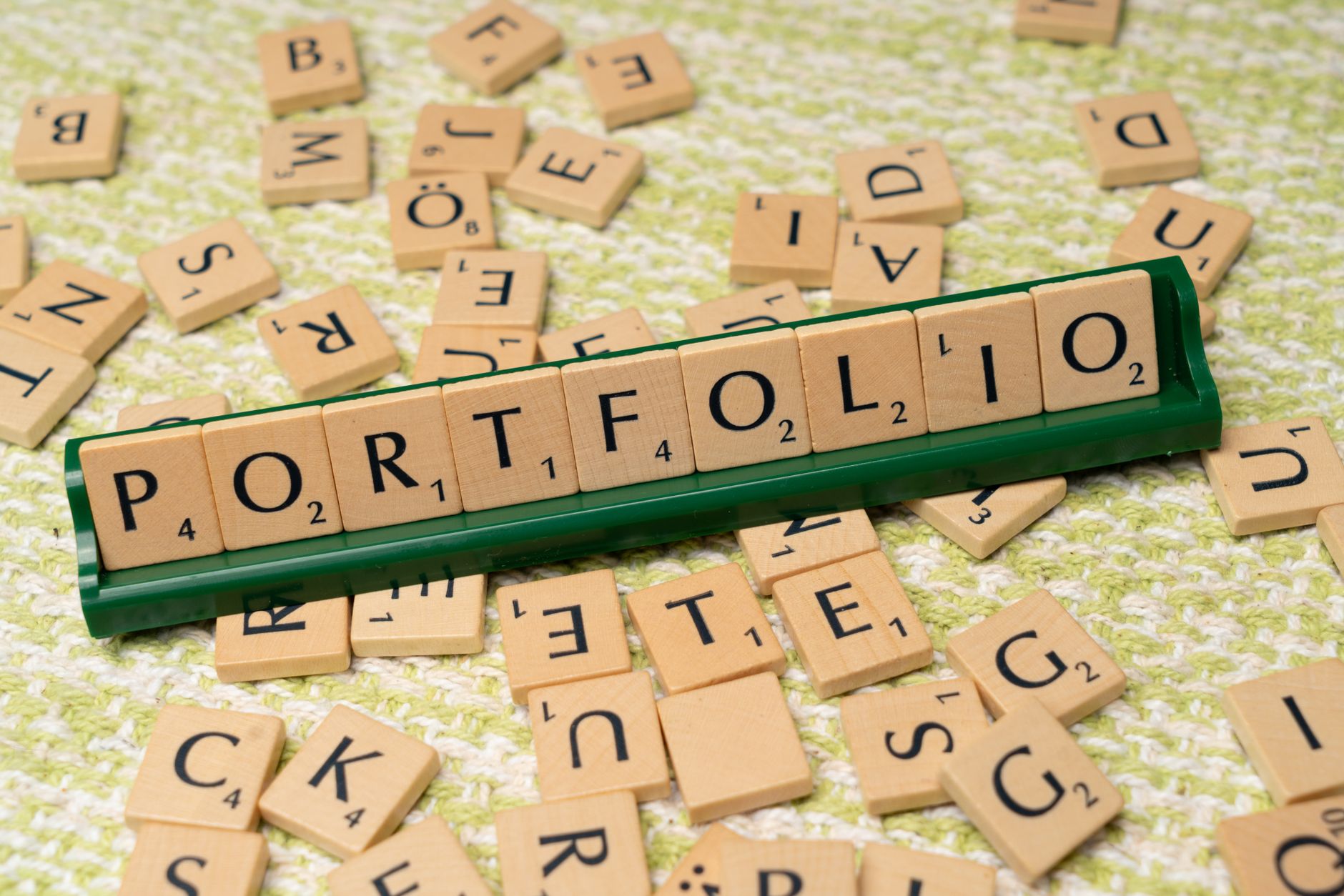Leveraging options for portfolio protection: The power of hedging