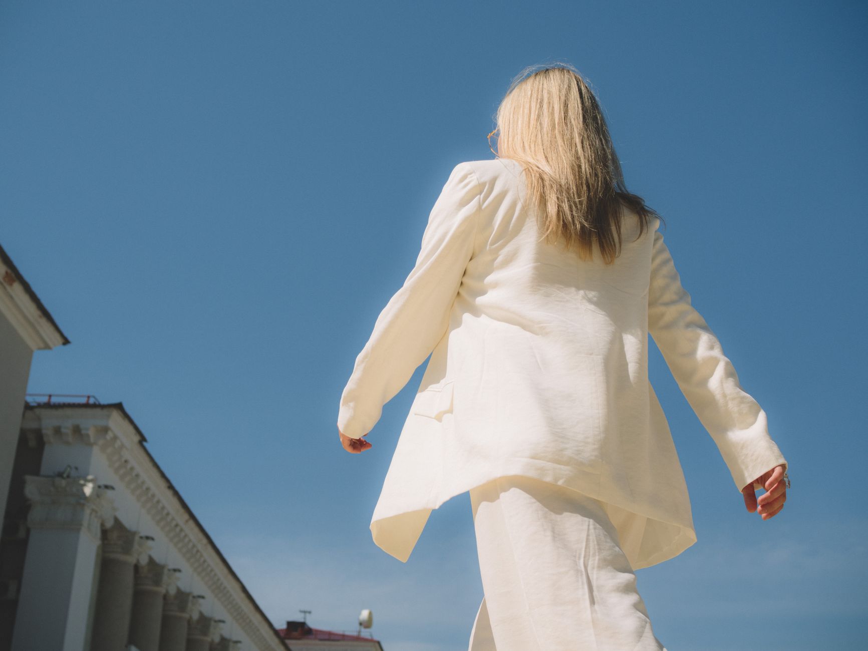 Hot Weather Blazer Style Guide for Summer