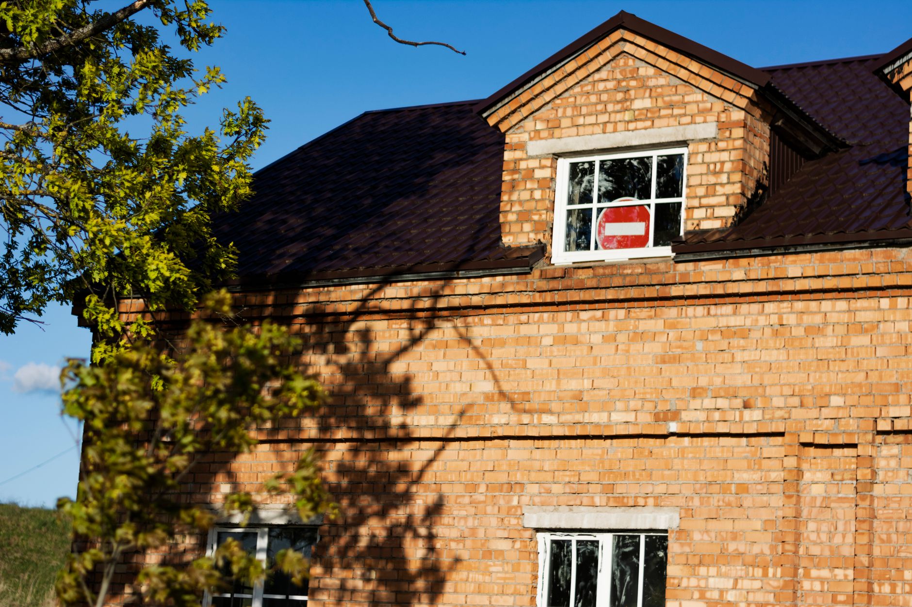 Why Brick Is An Ideal Material For House Extension?
