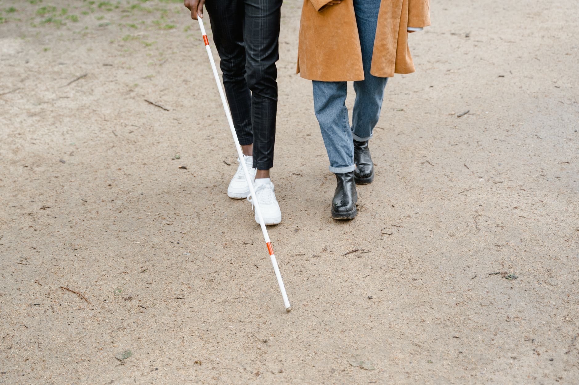 Canes for Pain: How to Properly Use a Cane to Relieve Pain