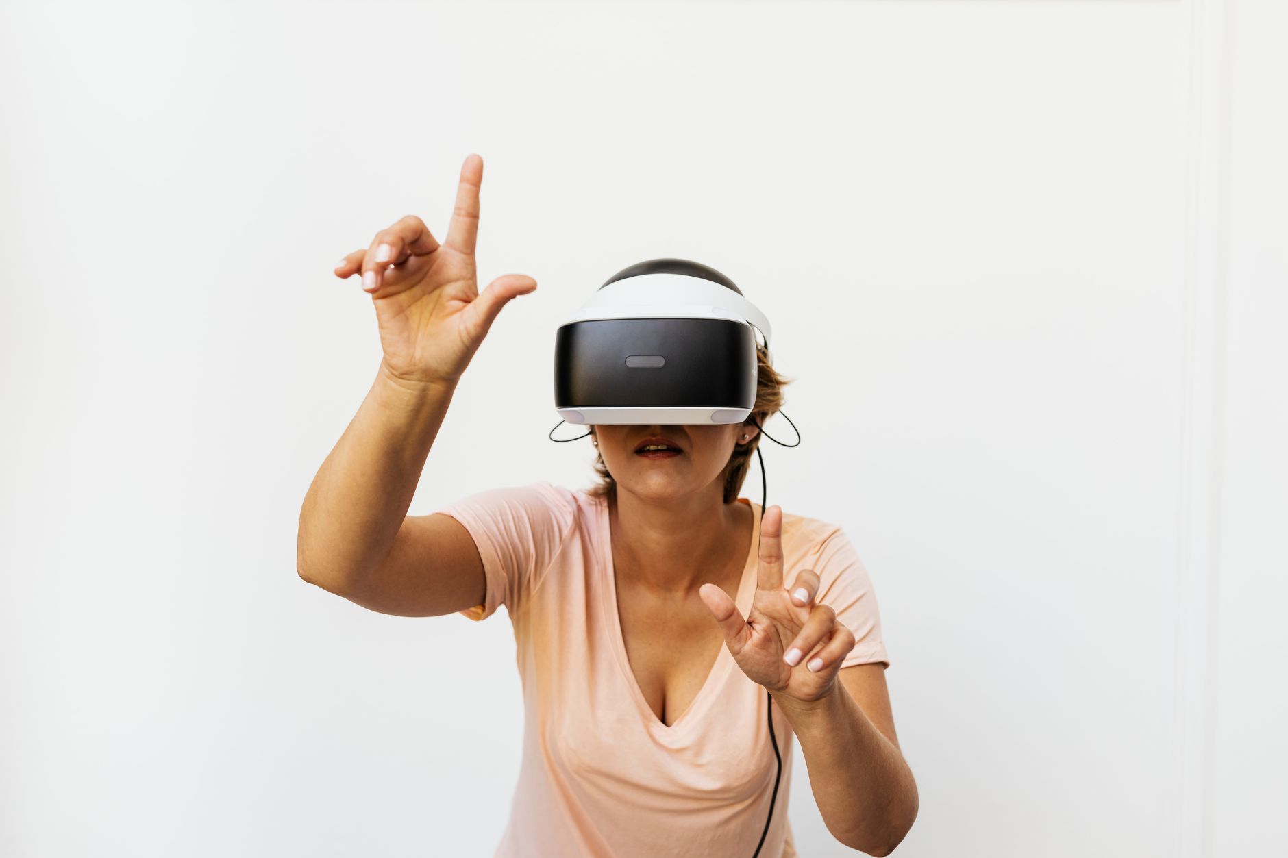 Apple’s Smart Glasses Revealed: 4 Game-Changing Designs Coming Soon?
