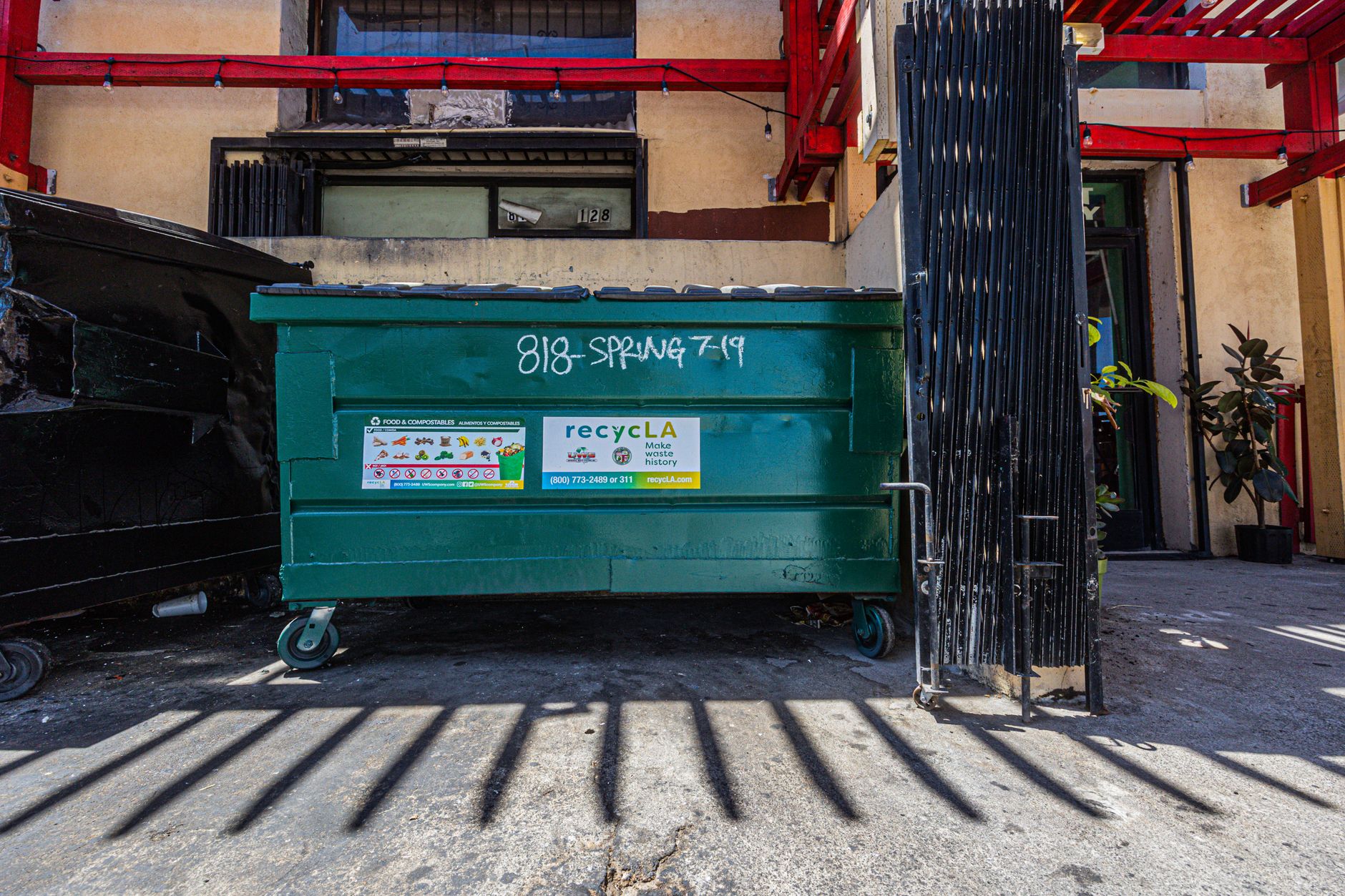 Benefits of Hiring a 30 Yard Roll off Dumpster For Commercial And Residential