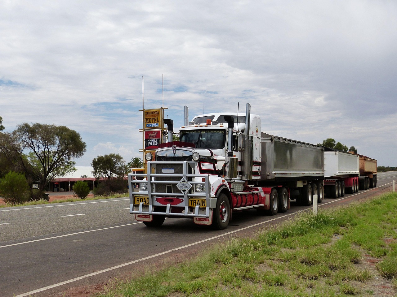 Flexible Fleet Solutions: Why Leasing Semi-Trailers Makes Financial Sense