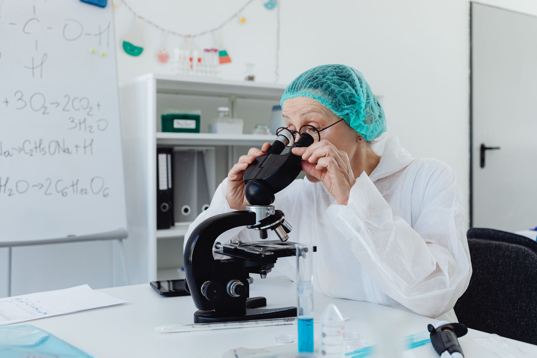 Examine Online Research Choices for CNA Certification