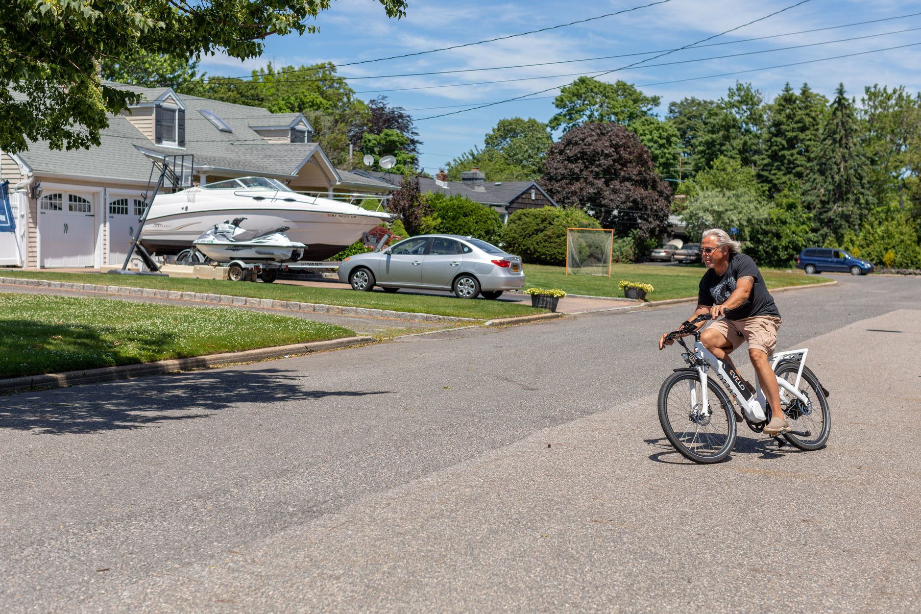 How Online Reviews Can Help You Get the Best While Renting a Car