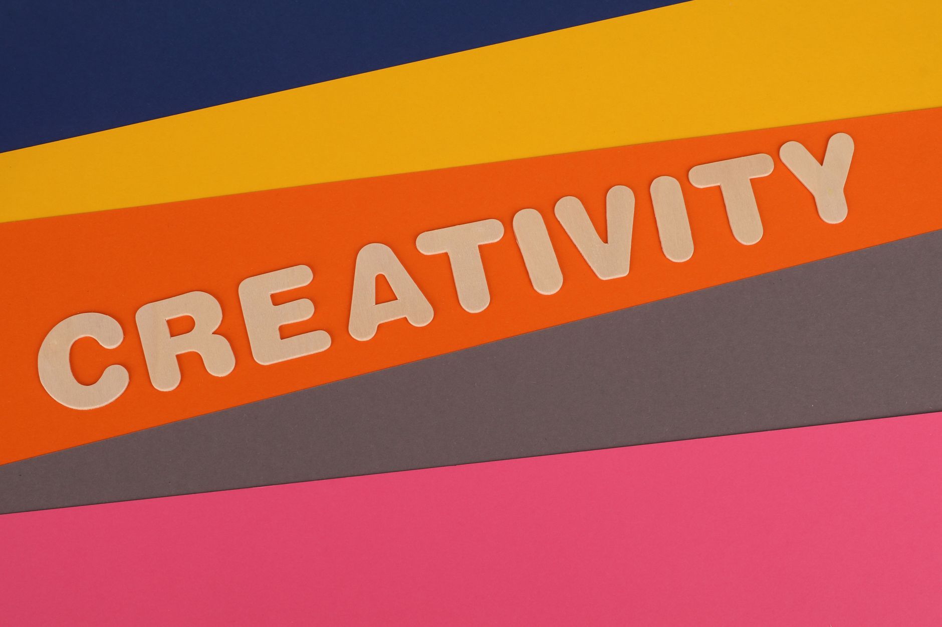 Advantages of Hiring a Creative Agency