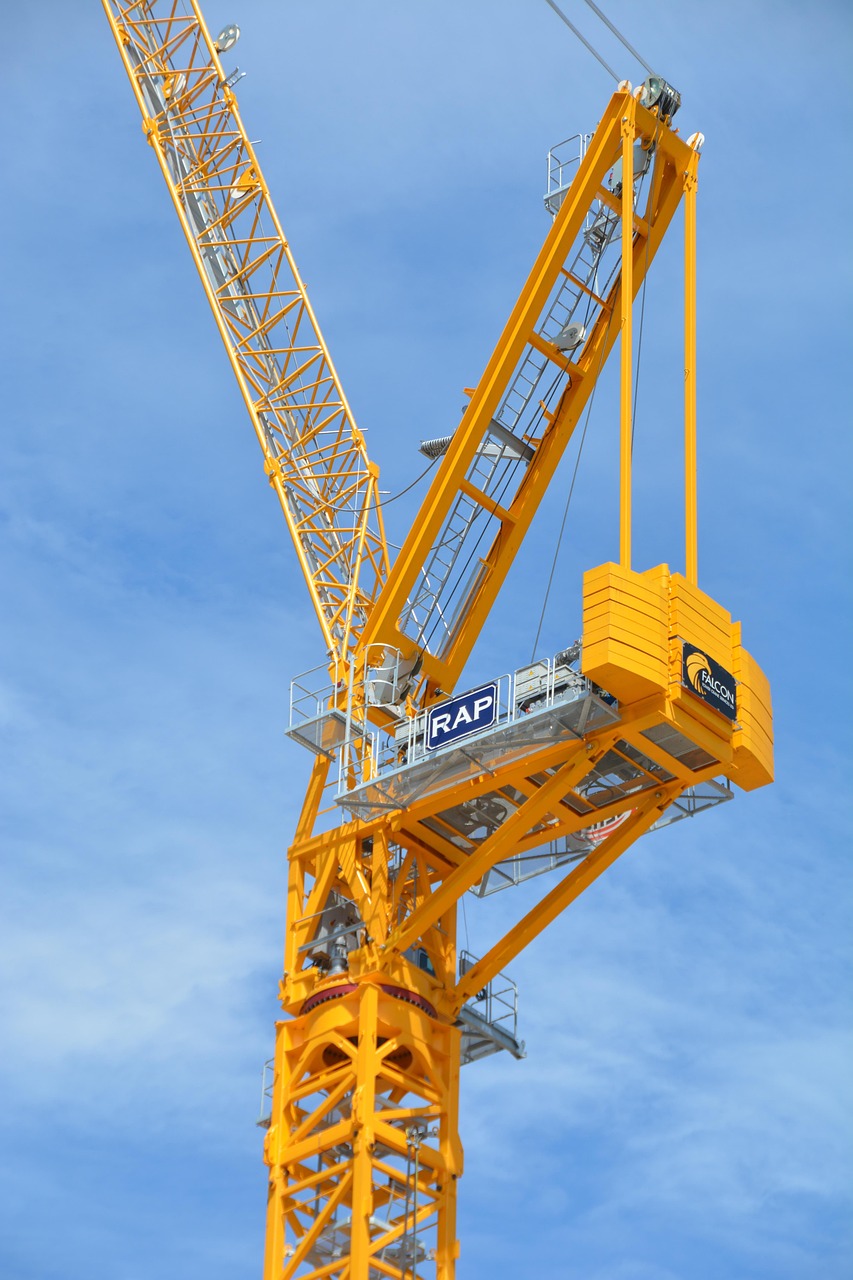 Why Winch Hire Is the Smart Choice for Heavy Lifting
