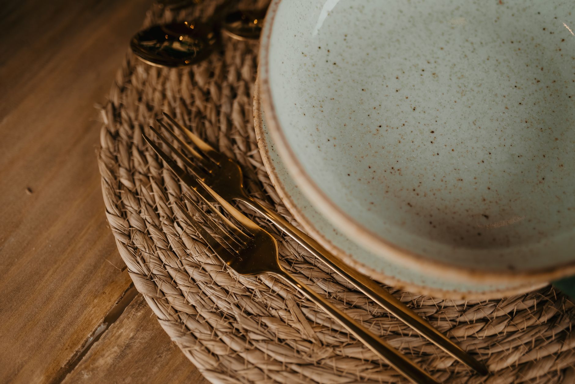 Golden Elegance: Elevate Your Dining with Gold Flatware