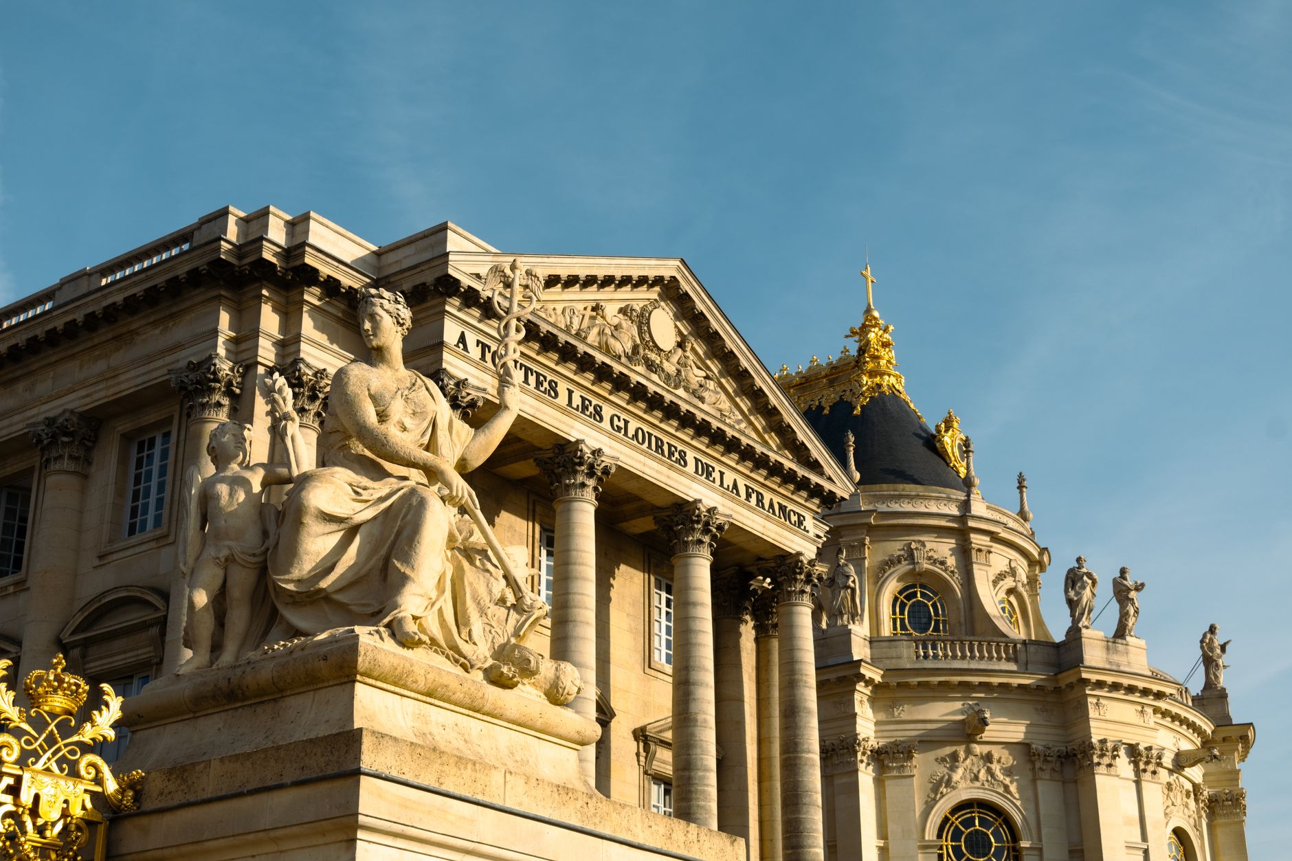 The Symbolism of Jewelry in French Royal Courts: A Language of Power