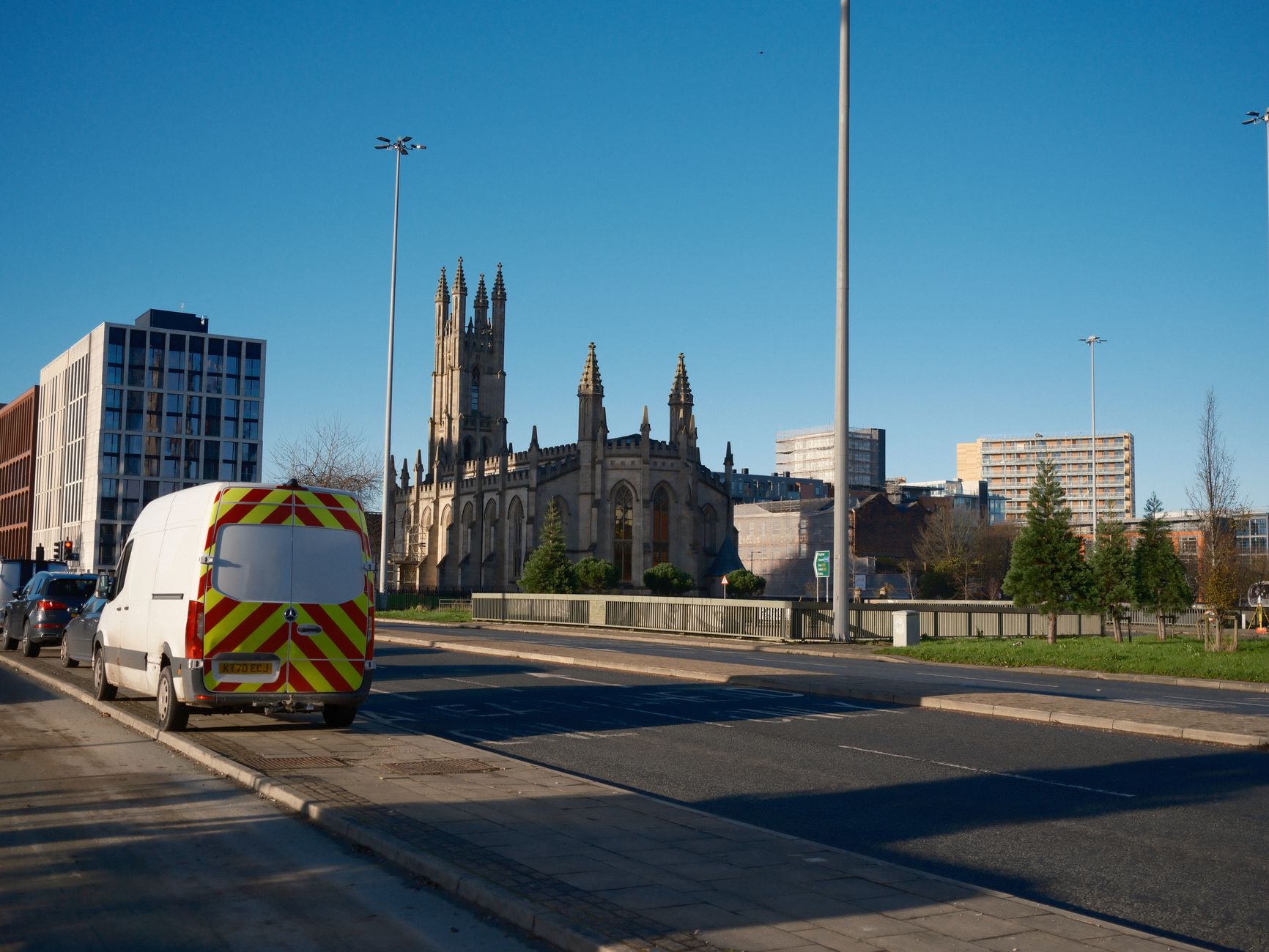 UK van sales see modest May rise