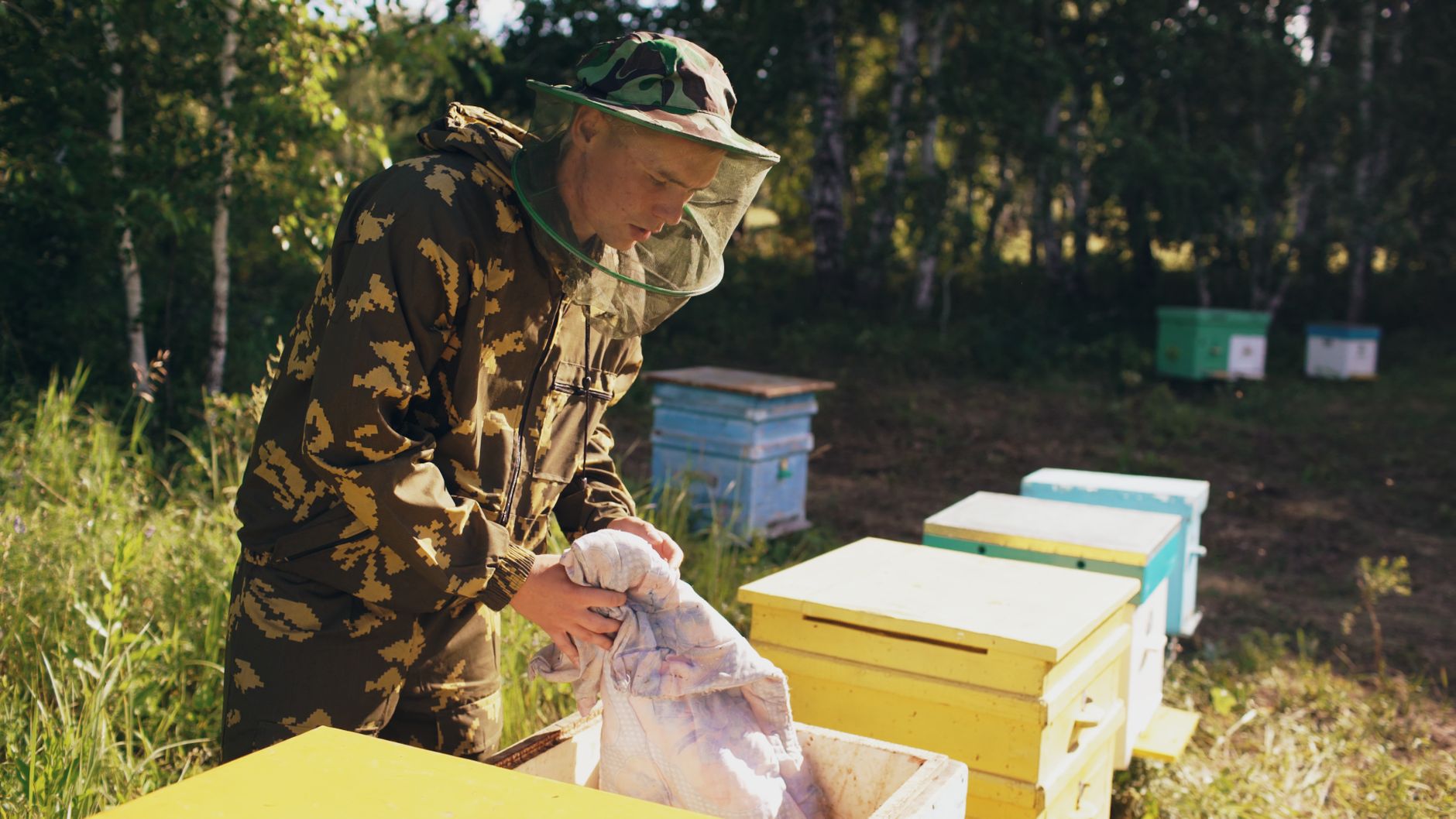 Dermatologists Explain How to Quickly Remove Hives