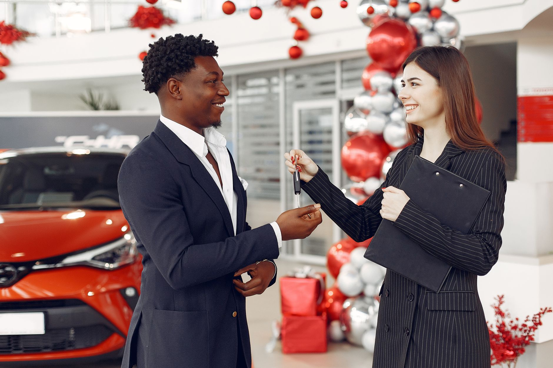 FTC Warns 97 Car Dealers Over Deceptive Pricing