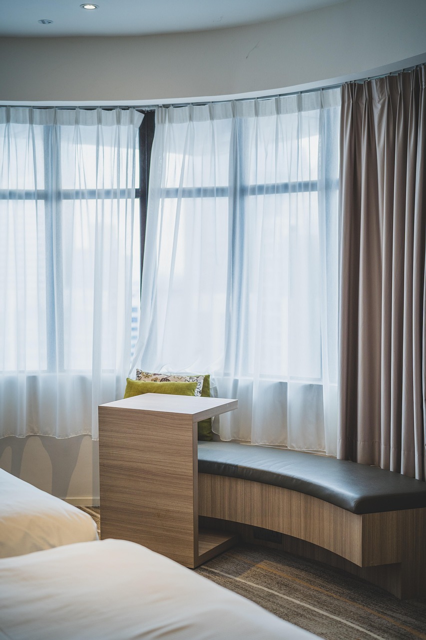 45 Straightforward Bedroom Makeover Concepts