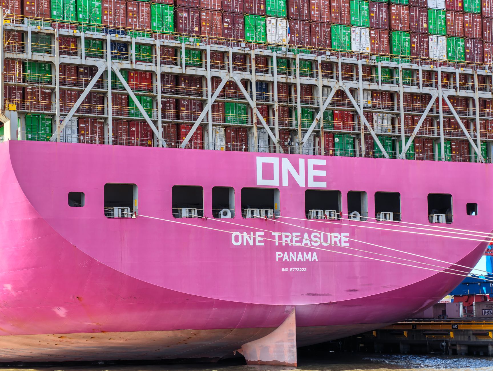 Shipping Containers Perth: How to Choose the Best One for You