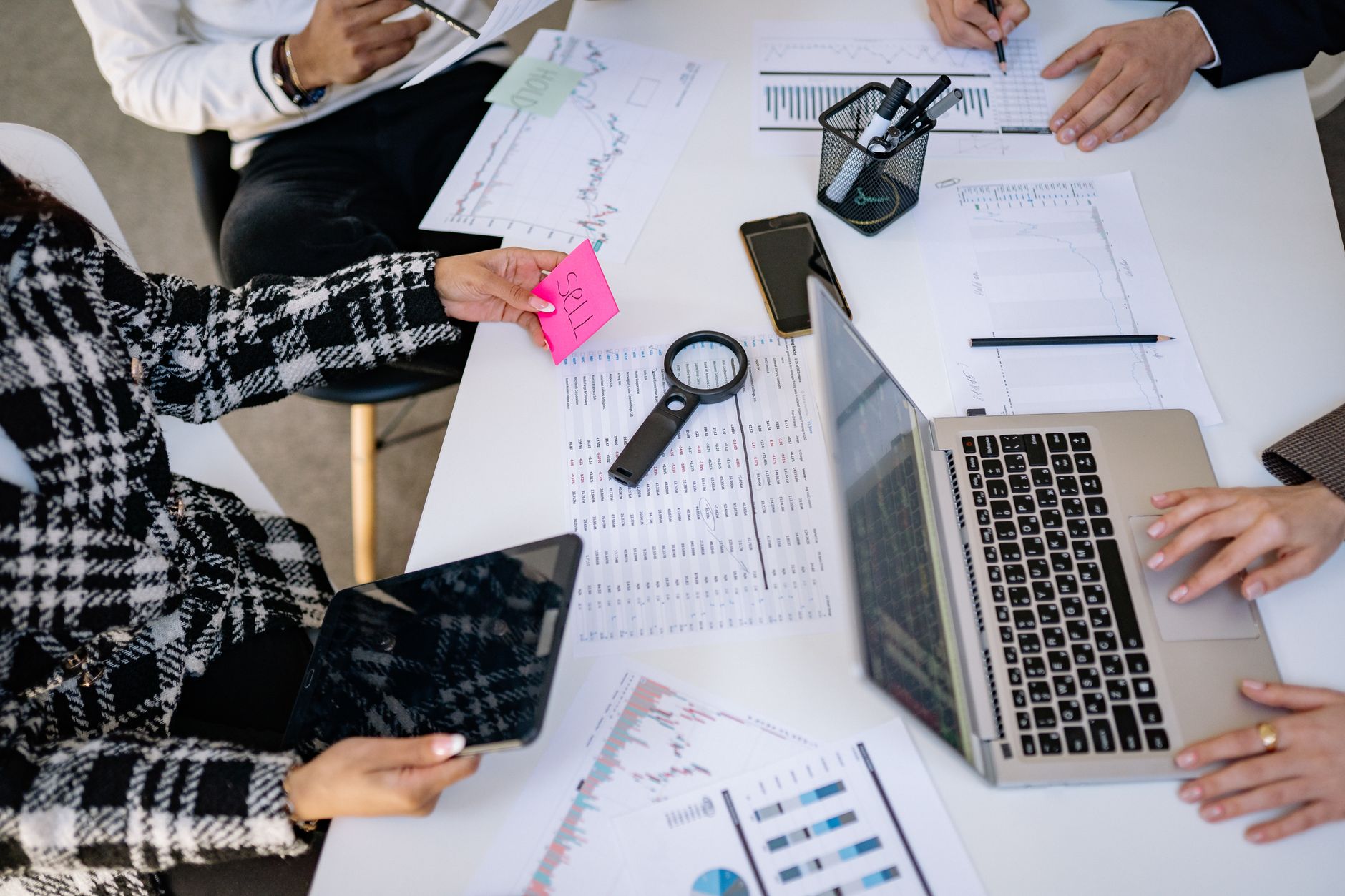 The Strategic Advantage of Using a Corporate Move Management Service