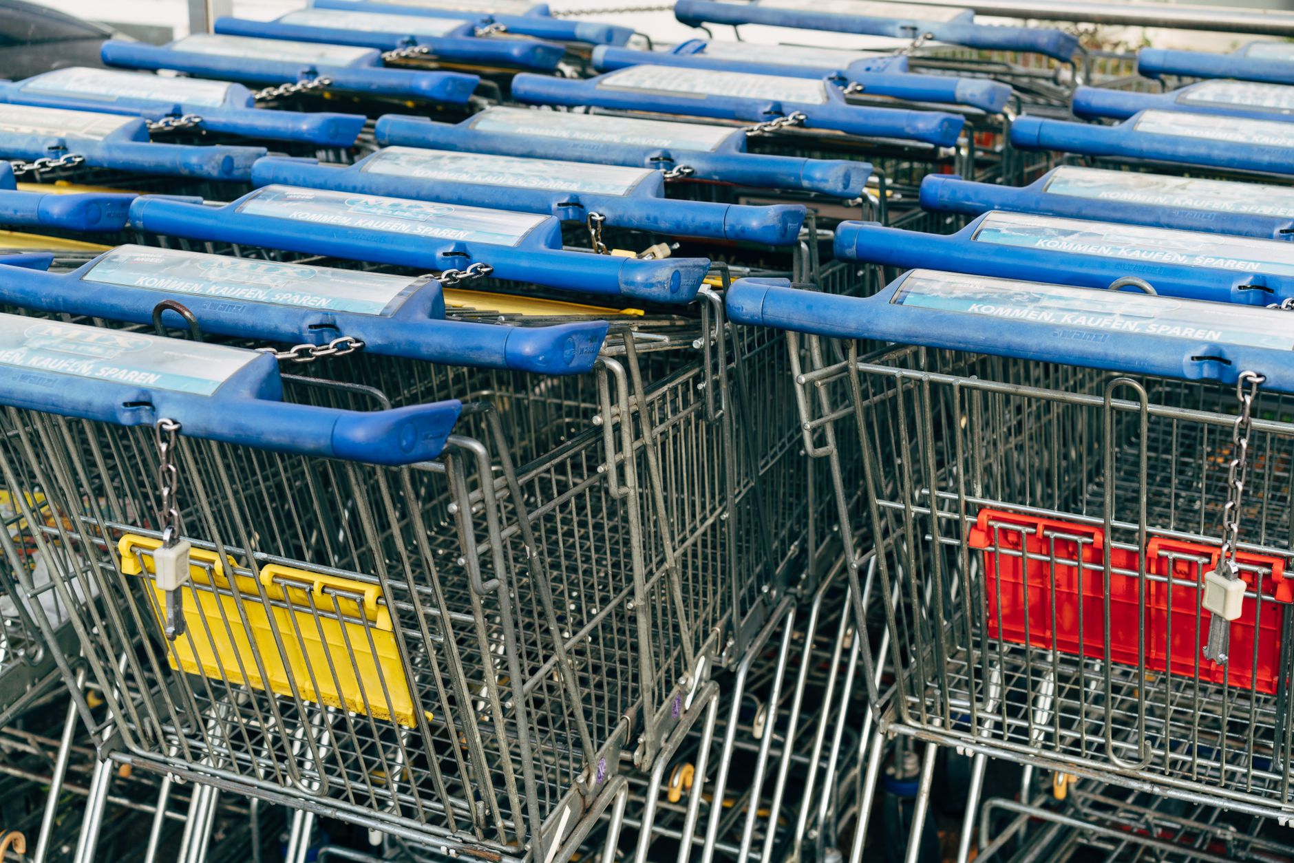 Ikea Opens 21st Store In UK