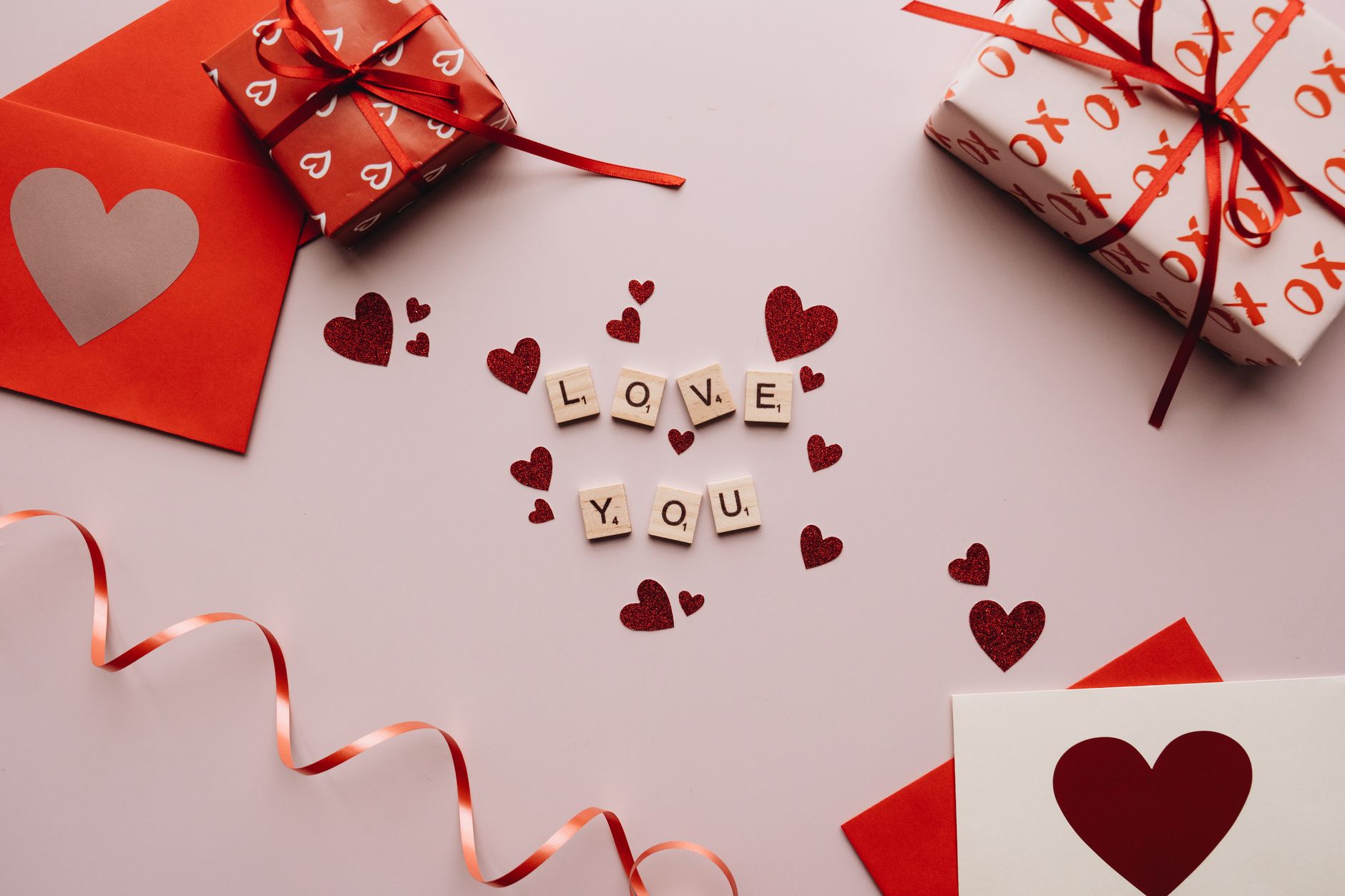 What are Some Trendy Valentine’s Day Gifts to Express Your Love in the Best Possible Ways?