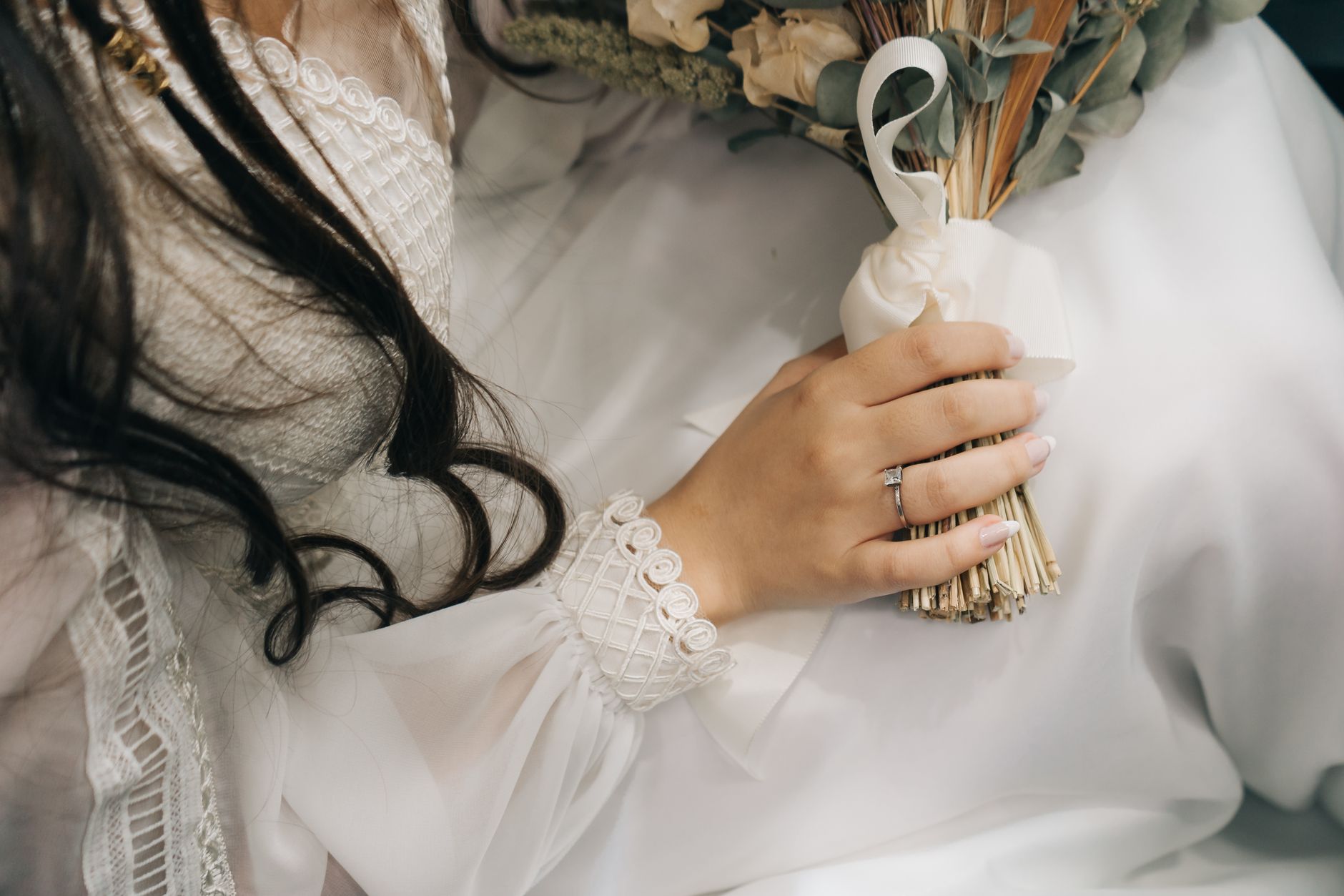 Heirloom Engagement Rings Manchester: A Glimpse into History