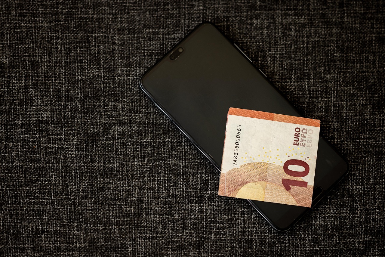 What are combined cash ISA accounts?