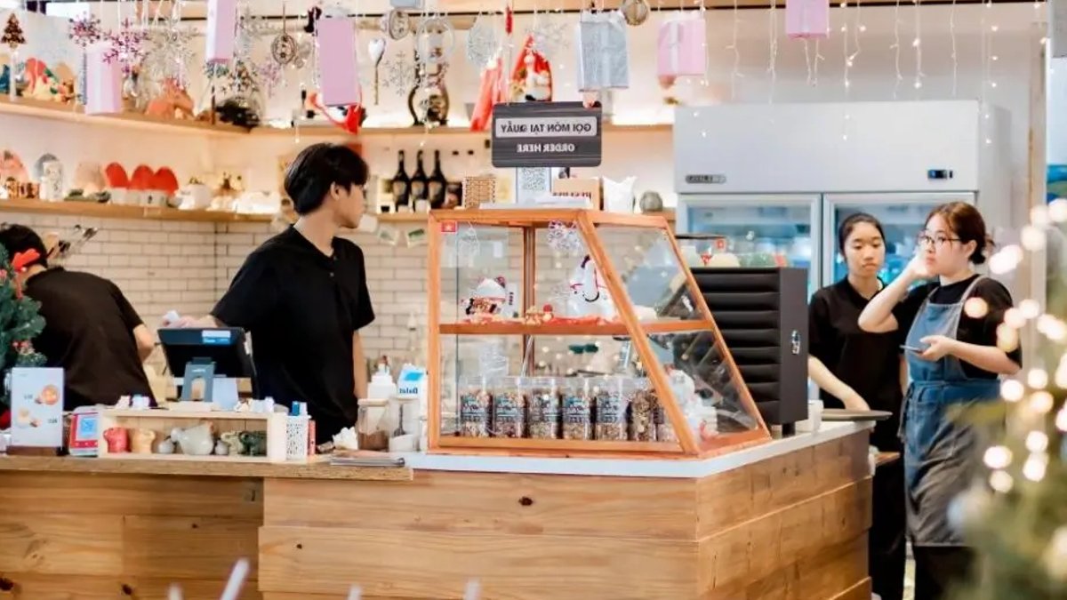 Businesses Thrive by Leveraging Holidays and Events Businesses Thrive by Leveraging Holidays and Events - holiday retail