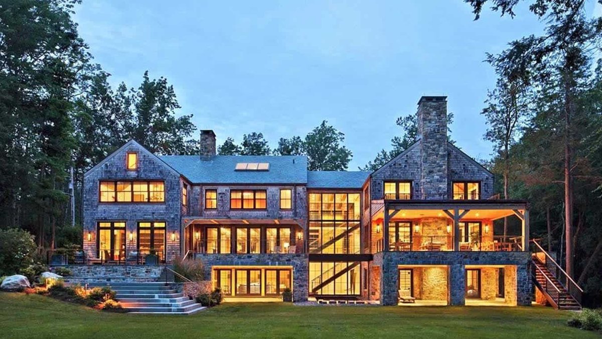 Waccabuc Lake retreat celebrates peaceful woods setting - lakeside home