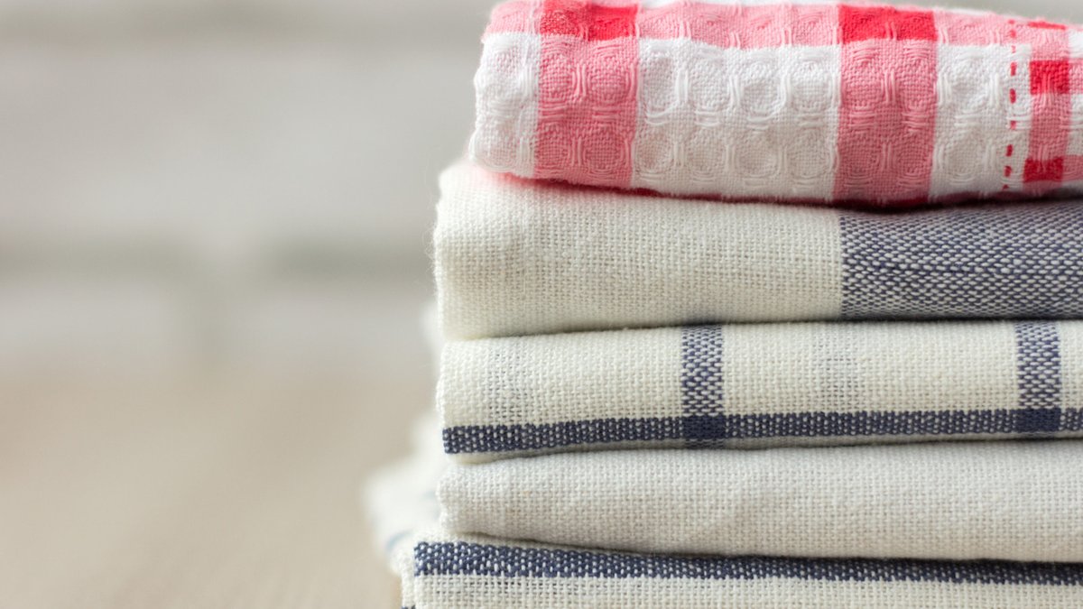Replace bins with towel for kitchen storage Replace bins with towel for kitchen storage - kitchen storage