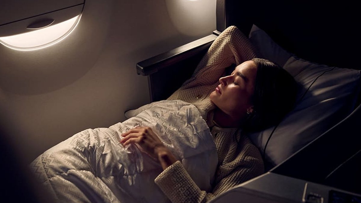 Delta introduces basic premium seating fares Delta introduces basic premium seating fares - premium seating
