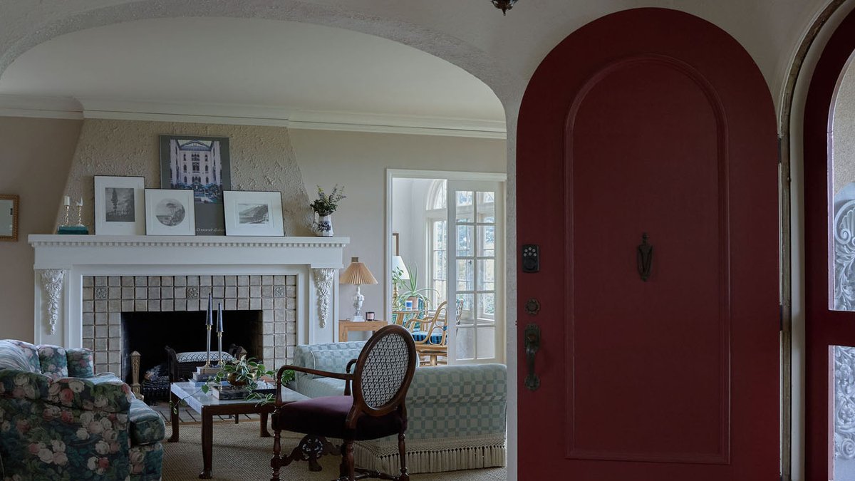 Designer Praises Century-Old Home's Views - century-old home renovation