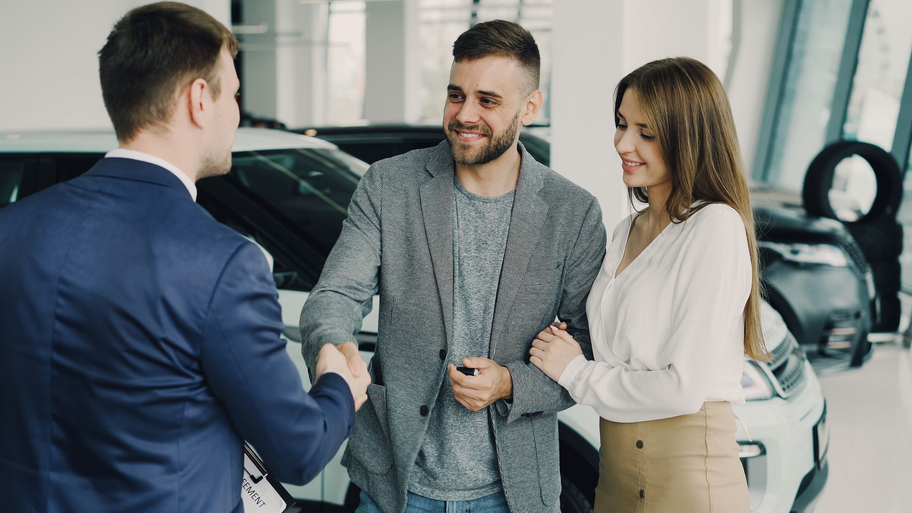 Know the terms of the car rental agreement